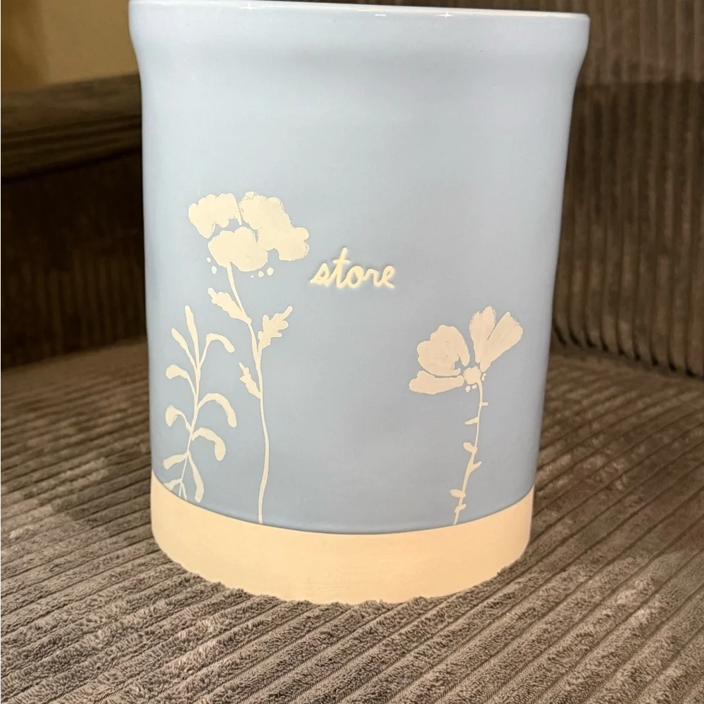 Rae Dunn Blue & White Utensils Holder- STORE- with Floral Pattern- New